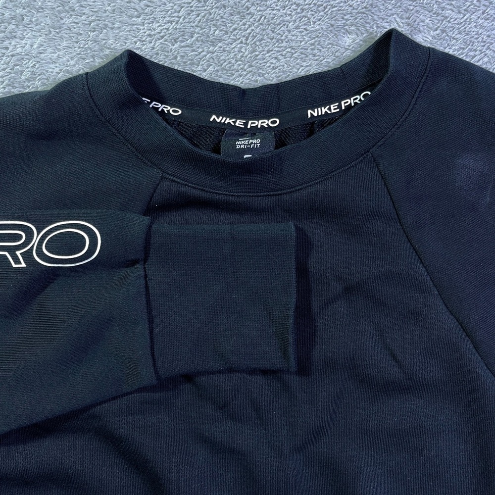 Nike Pro Dri Fit Black Cropped Sweatshirt Women's Size Medium